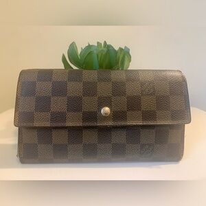 🟫🟫Louis Vuitton Damier long Wallet 🟫🟫